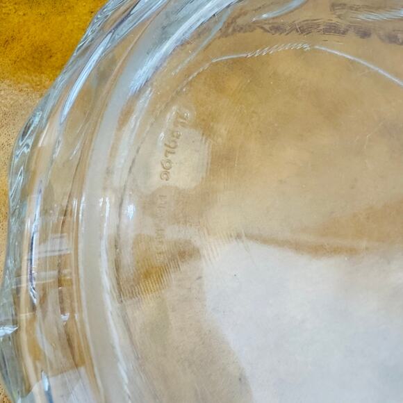 Arcoroc France c1968 Clear Glass Large Thumprint Bowl 9" by 4" VTG Serving Salad - Picture 4 of 5